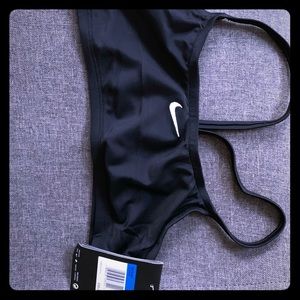 Nike Women’s Size 4 Athletic 2-Piece Swimsuit
